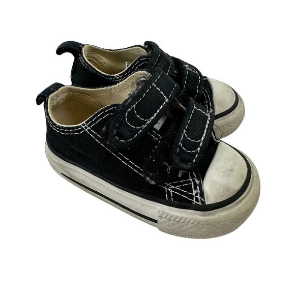 Converse Chuck Taylor Easy On Black Low Top Sneaker Hook & Loop Toddler Size 2 - Picture 1 of 7